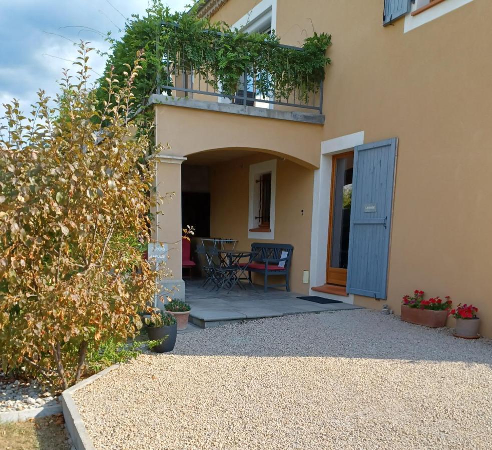 Appartement Entre Sisteron Et Gorges De La Meouge " Les Hauts De Toscane " Ribiers Buitenkant foto